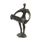 Corrie Ammerlaan - bronzen sculptuur "Een zware last dragen", Antiek en Kunst