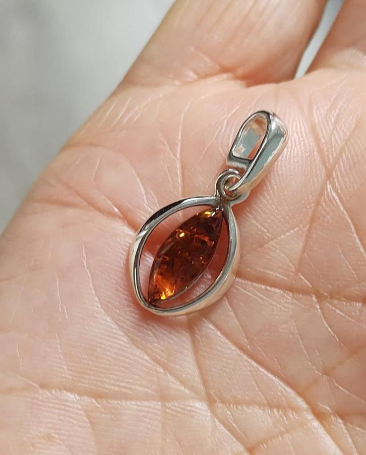 925 zilveren hanger  met natuurlijke Barnsteen(Amber), Sieraden, Tassen en Uiterlijk, Kettinghangers, Nieuw, Zilver, Oranje, Met edelsteen