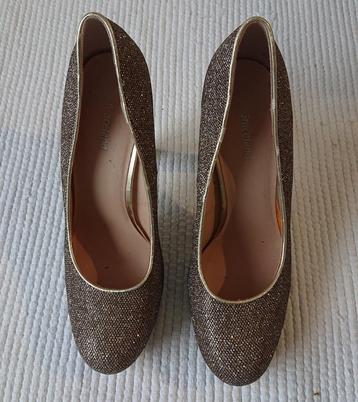 Diverse schoenen pumps oa Zara maat 37/38/39/41,5 beschikbaar voor biedingen