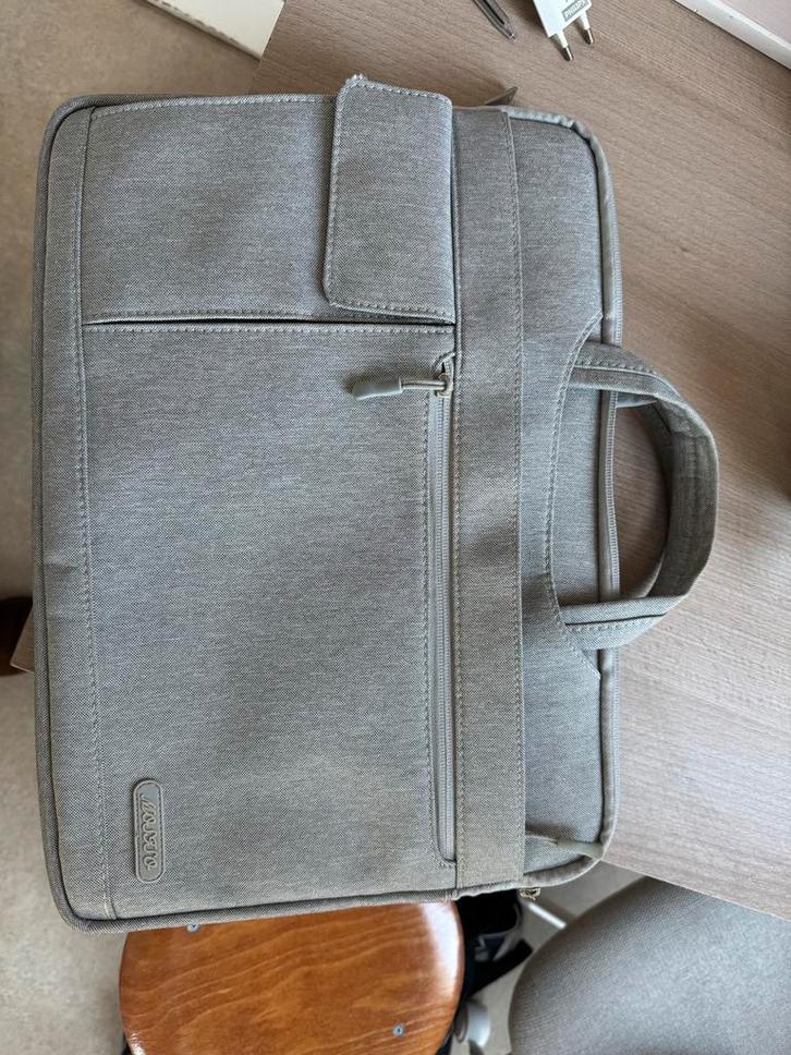 Laptoptas - Zo goed als nieuw!, Computers en Software, Laptophoezen, Zo goed als nieuw, 15 inch, Ophalen of Verzenden