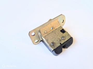 Achterklepslot Volvo S40 V40 I -'04 30802821 beschikbaar voor biedingen