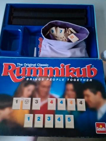 Rummikub monopoly scrabbel triominos risk beschikbaar voor biedingen