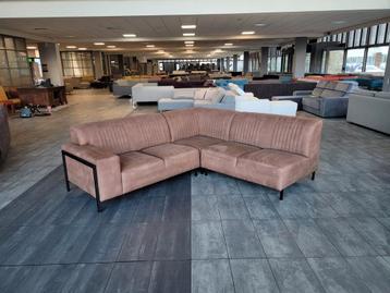 ✅️️️️ GEREINIGD cognacbruine suede hoekbank 245x215 | BEZORG beschikbaar voor biedingen