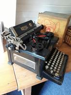 Typemachine antiek, Diversen, Typemachines, Ophalen of Verzenden, Gebruikt