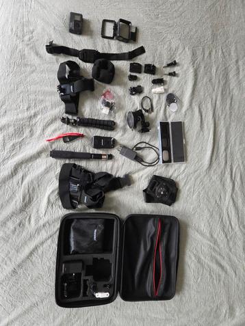 GoPro Hero 7 Black + Veel Accessoires beschikbaar voor biedingen
