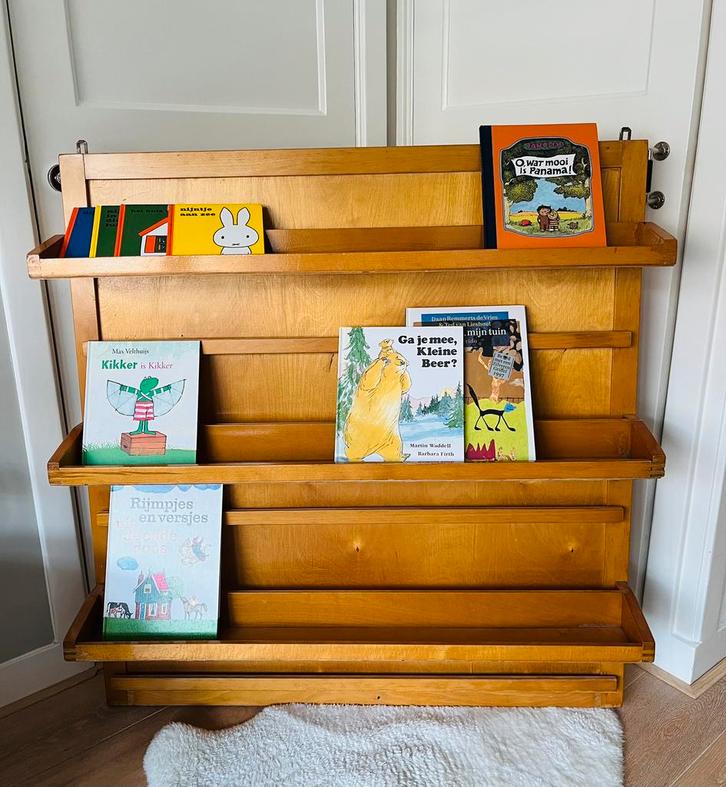 Antiek boekenrek wandrek schoolkast boekenkast, Antiek en Kunst, Antiek | Meubels | Kasten, Ophalen