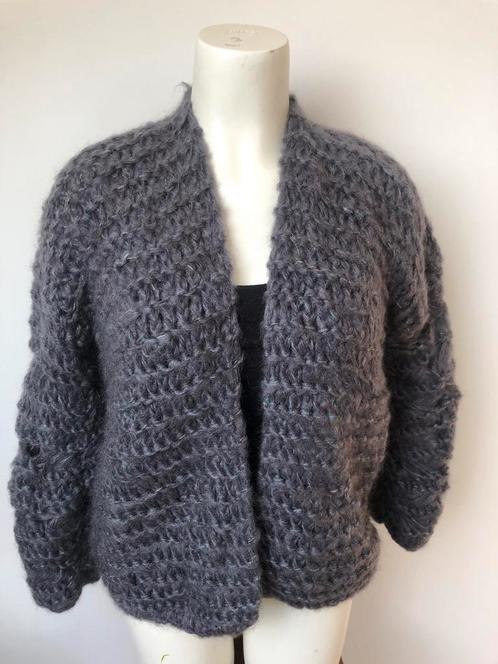 Kiro by kim donkergrijs wollig wol wollen openvallend vest, Kleding | Dames, Truien en Vesten, Nieuw, Maat 38/40 (M), Grijs, Ophalen of Verzenden
