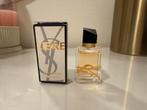 Yves Saint Laurent Libre Eau de Parfum Miniatuur, Verzamelen, Ophalen of Verzenden, Zo goed als nieuw, Miniatuur, Gevuld