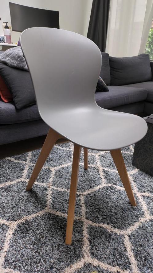 BoConcept Dining chairs (4 chairs, original price €250 pp), Huis en Inrichting, Stoelen, Zo goed als nieuw, Vier, Grijs, Ophalen