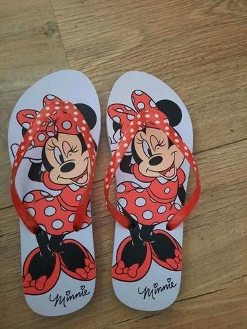 Disney Minnie Mouse teenslippers rood maat 38/39 NIEUW  beschikbaar voor biedingen