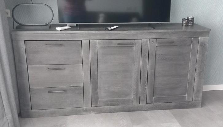 7 delig  meubelset Dressoir Eetkamertafel Salontafel Kast., Huis en Inrichting, Kasten | Televisiemeubels, 150 tot 200 cm, 50 tot 100 cm