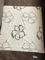 Lap stof inbetween wit met zwart bloemen 110x130 gordijnstof, Wit, Ophalen of Verzenden, Zo goed als nieuw, 30 tot 120 cm