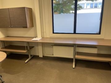 Tafelbladen, 2 bureaus, div. maten