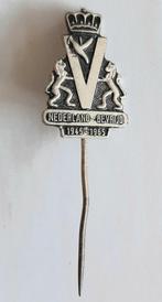 Speldje: NEDERLAND BEVRIJD 1945 1965, V FOR VICTORIE, Verzenden, Gebruikt, Overige onderwerpen