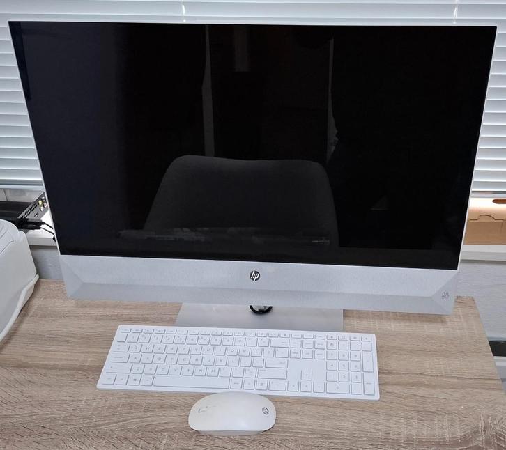 HP Pavilion 27" All-in-One PC, Computers en Software, Desktop Pc's, Gebruikt, 2 tot 3 Ghz, HDD, SSD, 8 GB, Met monitor, Ophalen