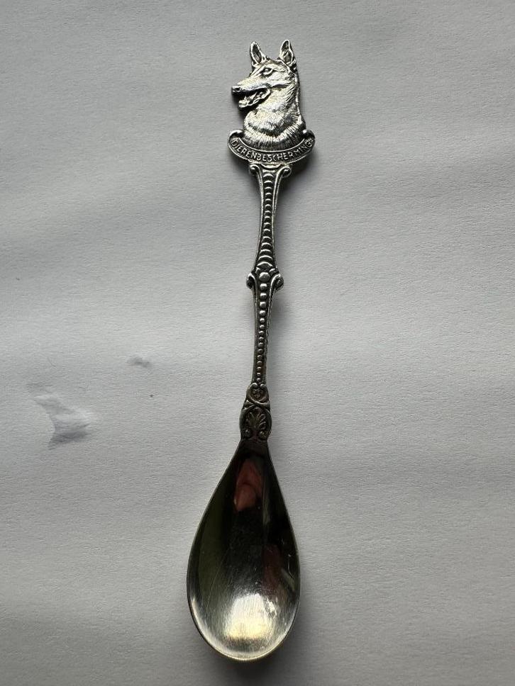 Verzilverd dierenbescherming HOND lepeltje theelepeltje., Antiek en Kunst, Antiek | Bestek, Ophalen of Verzenden