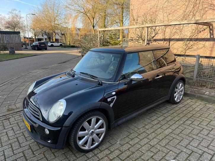 Mini 1.6 16V ONE 2006 Zwart, Auto's, Mini, Particulier, One, Airbags, Airconditioning, Centrale vergrendeling, Elektrische ramen