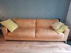 Cognac kleurige 4 zitsbank, Huis en Inrichting, Banken | Bankstellen, Ophalen, Gebruikt, 200 tot 250 cm, Vierpersoons of meer