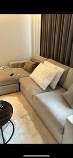 Goedkope hoekbank met brandgaatjes, Huis en Inrichting, 250 tot 300 cm, Gebruikt, Hoekbank, 75 tot 100 cm
