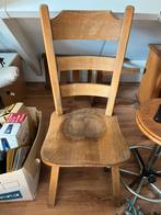 Te koop 2 eikenhouten stoelen (blank gelakt), Ophalen, Gebruikt, Twee, Overige kleuren