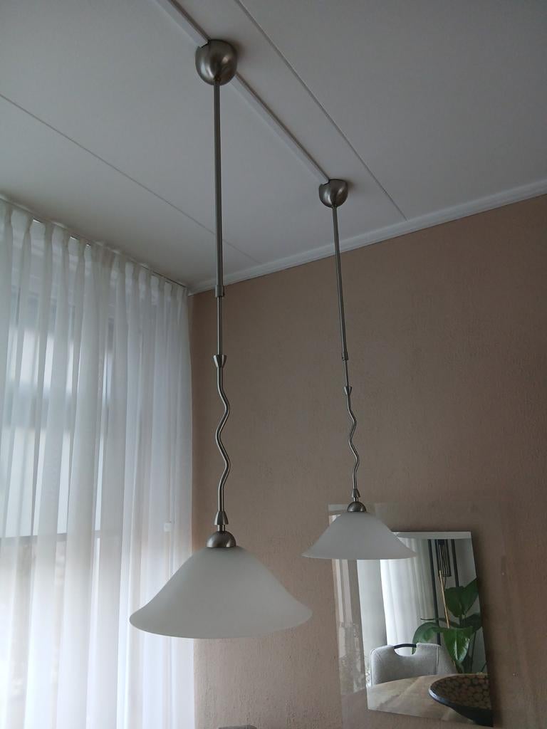 Hanglampen met witte glazen kelken, Ophalen of Verzenden, Zo goed als nieuw, Glas, 75 cm of meer