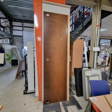 2 multiplex werkbladen houten panelen 20 mm dik beschikbaar voor biedingen