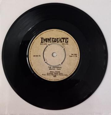Small Faces  The Universal / Donkey Rides A Penny Glass beschikbaar voor biedingen