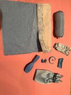 Barbie kleding + blauwe OT + blauwe clutch, Ophalen of Verzenden, Gebruikt, Kleertjes
