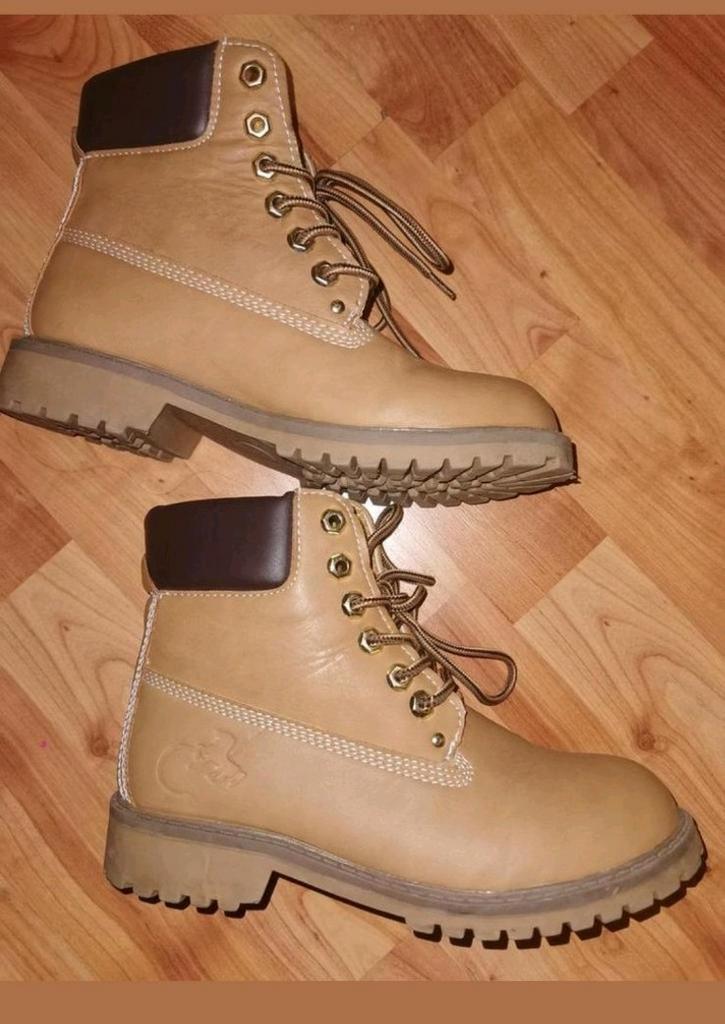 (dames, meisjes) Boots, wandelschoenen / boots maat 36, Overige kleuren, Zo goed als nieuw, Camargue, Wandelschoenen