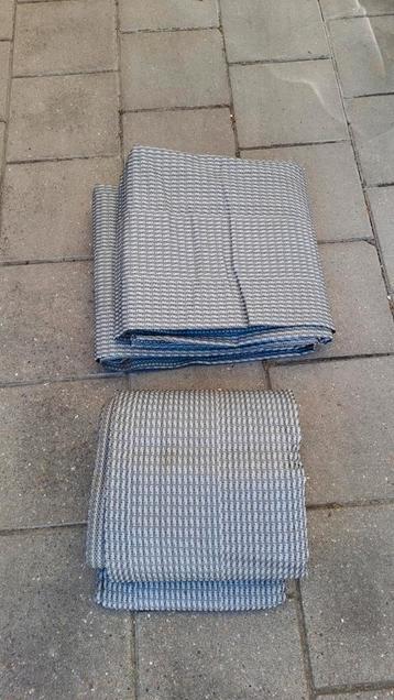 Tenttapijt 400 x 250 cm twee stuks beschikbaar voor biedingen