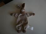 Evora Kruidvat bruin knuffel konijn/hondje 2 kleurig vintage, Kinderen en Baby's, Speelgoed | Knuffels en Pluche, Ophalen of Verzenden