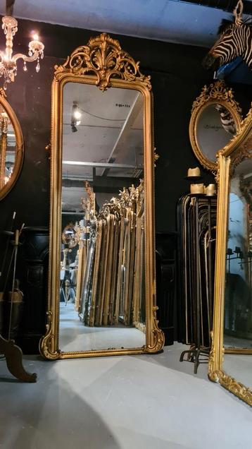 Antieke Louis Philippe spiegel metkroon..(2.55 mtr.hoog.) beschikbaar voor biedingen