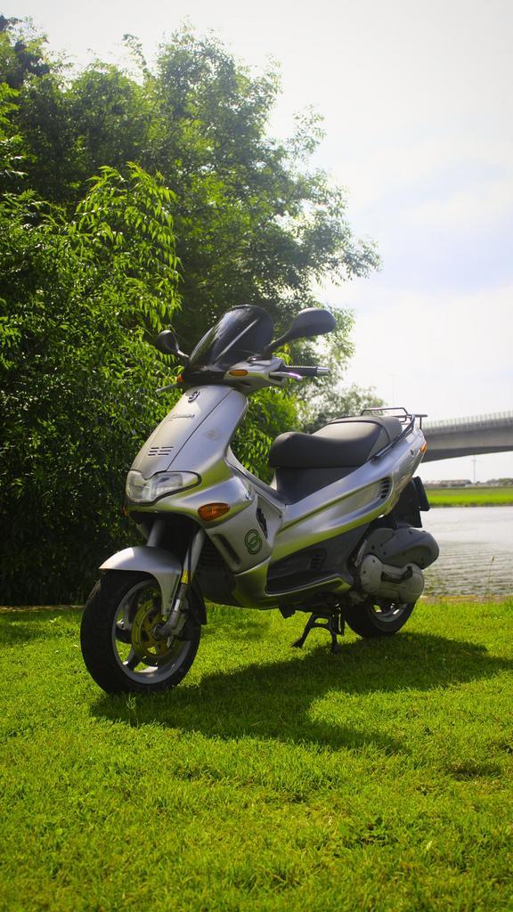 Gilera runner 125cc a1, Motoren, Motoren | Piaggio, Particulier, Scooter, 11 kW of minder, 1 cilinder, Minimaal motorrijbewijs A1