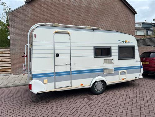 Hobby de Luxe 440 caravan 11-2000 leuk voor starters, Caravans en Kamperen, Caravans, Particulier, tot en met 4, 1000 - 1250 kg