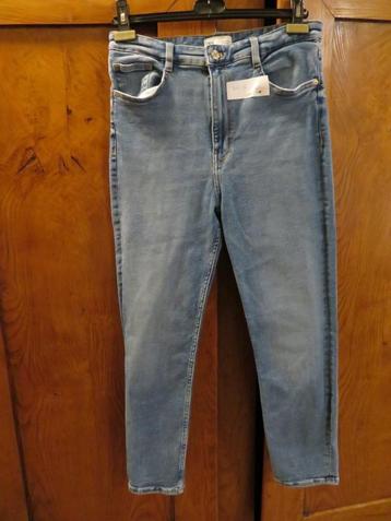 Dames jeans spijkerbroek Zara maat 42 (Z.G.A.N.) beschikbaar voor biedingen