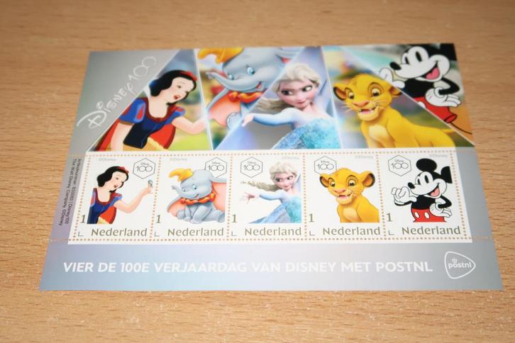 Blok postzegels Disney 100 jaar Nederland postfris (19), Postzegels en Munten, Postzegels | Nederland, Postfris, Na 1940, Ophalen of Verzenden