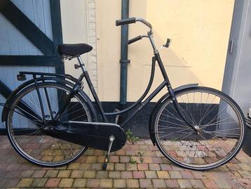Omafiets Batavus Old Dutch, Axa slot en Verlichting beschikbaar voor biedingen
