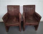 2 Suède verrijdbare eetkamerstoelen, Huis en Inrichting, Ophalen, Bruin, Overige materialen, Twee