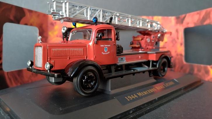 Mercedes Benz L4500 F Feuerwehr Ingolstadt 1:43 Yatming Pol, Hobby en Vrije tijd, Modelauto's | 1:43, Verzenden