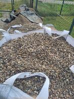 Gratis af te halen ~2 big bags kiezels in meerdere kleurtjes, Tuin en Terras, Grind, Keien en Split, Ophalen, Gebruikt, Split