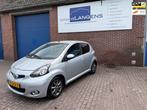 Toyota Aygo 1.0-12V Dynamic Navigator, Navi Automaat, Airco,, Auto's, Euro 5, Gebruikt, Metallic lak, 4 stoelen