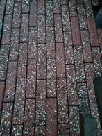 Gratis rode waaltjes, Ophalen of Verzenden, Zo goed als nieuw, Beton, Klinkers