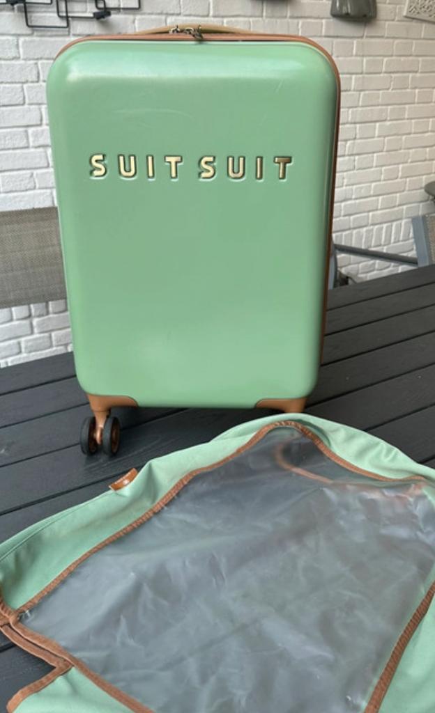 SuitSuit handbagage koffer 55cm - basil groen, Sieraden, Tassen en Uiterlijk, Koffers, Gebruikt, Hard kunststof, 50 tot 60 cm