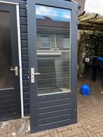 Massieve Tuindeur met SKG2 Sluitwerk en Dubbel Glas, Doe-het-zelf en Verbouw, Deuren en Horren, Ophalen, Gebruikt, 80 tot 100 cm
