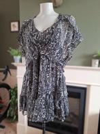 Iro zwart beige zwierig tuniek onder en over top 40 Gratis V, Kleding | Dames, Blouses en Tunieken, Maat 38/40 (M), Verzenden