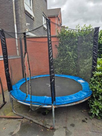 Trampoline 245 cm beschikbaar voor biedingen