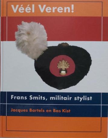 Ceremoniële Nederlandse militaire tenuen, Veel Veren! beschikbaar voor biedingen
