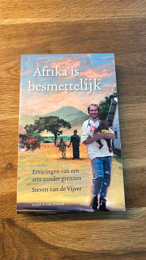 S. van de Vijver - Afrika is besmettelijk, Boeken, Overige Boeken, Zo goed als nieuw, Ophalen of Verzenden