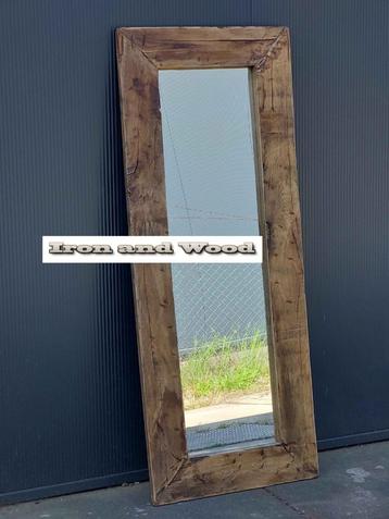 Stoere spiegel - oud eiken - lijst van wagondelen 148 x 59 beschikbaar voor biedingen