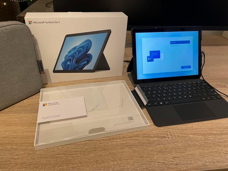 Microsoft Surface Go 3 inclusief Type Cover en hoesjes, Computers en Software, Windows Tablets, Gebruikt, Wi-Fi, 10 inch, 128 GB